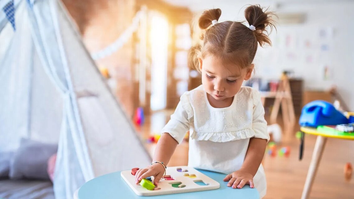 Les meilleurs supports du système Montessori pour la stimulation des capacités de l’enfant