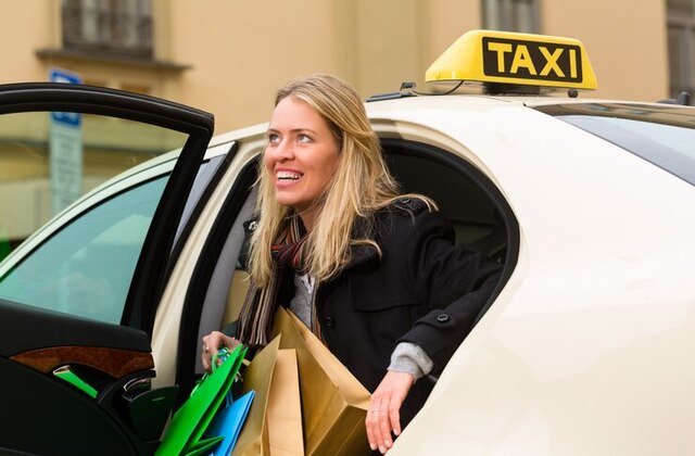 Le taxi partagé : la solution astucieuse pour des déplacements économiques et pratiques !